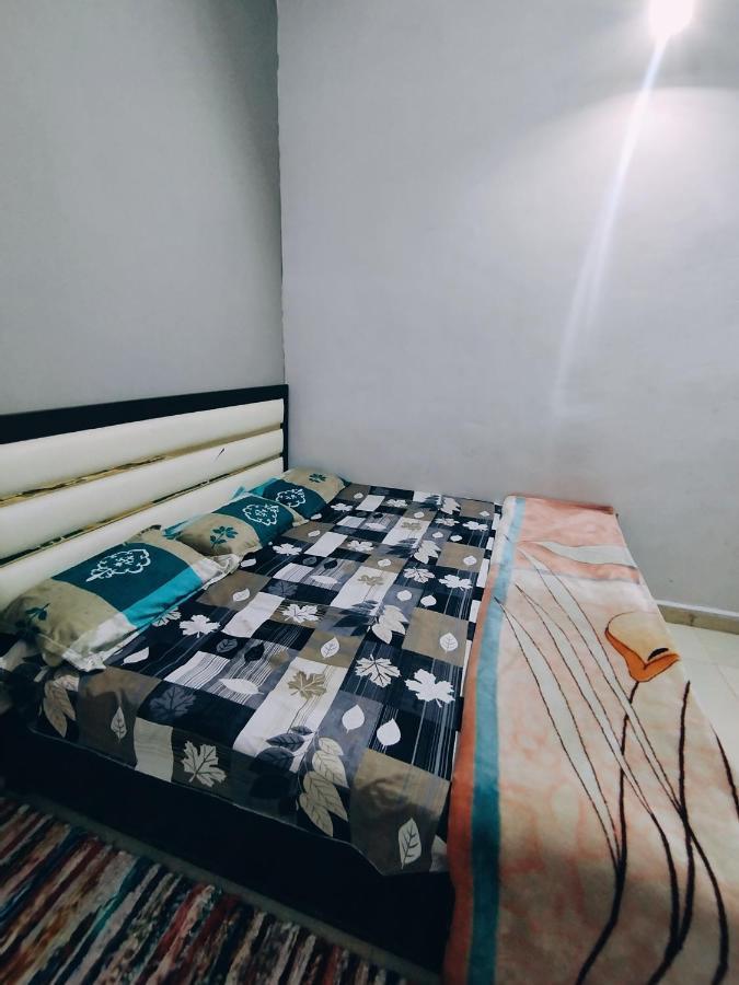 Kalpeshwar Homestay Ujjain Bagian luar foto
